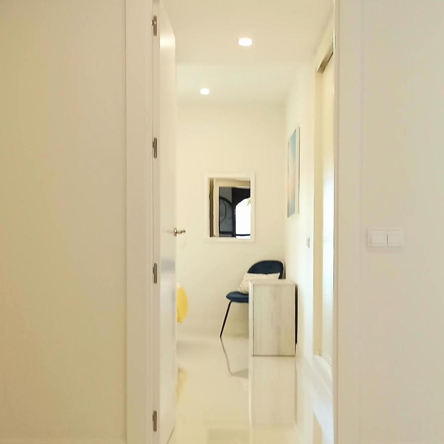 La Paloma Beach Apartment With Pool By Casa Del Sol Hr Manilva Exterior photo